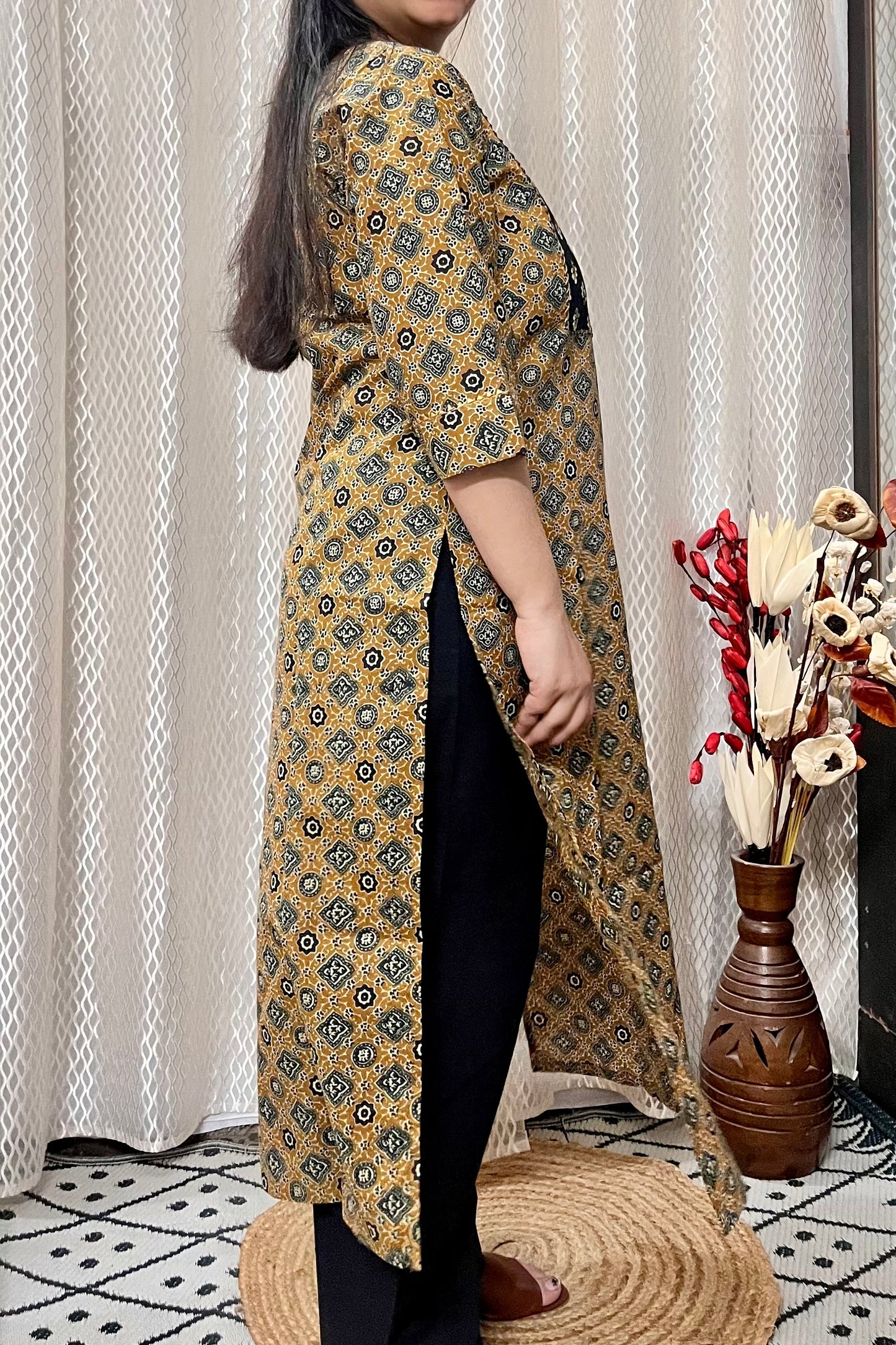 Kaali Ghata Kurta