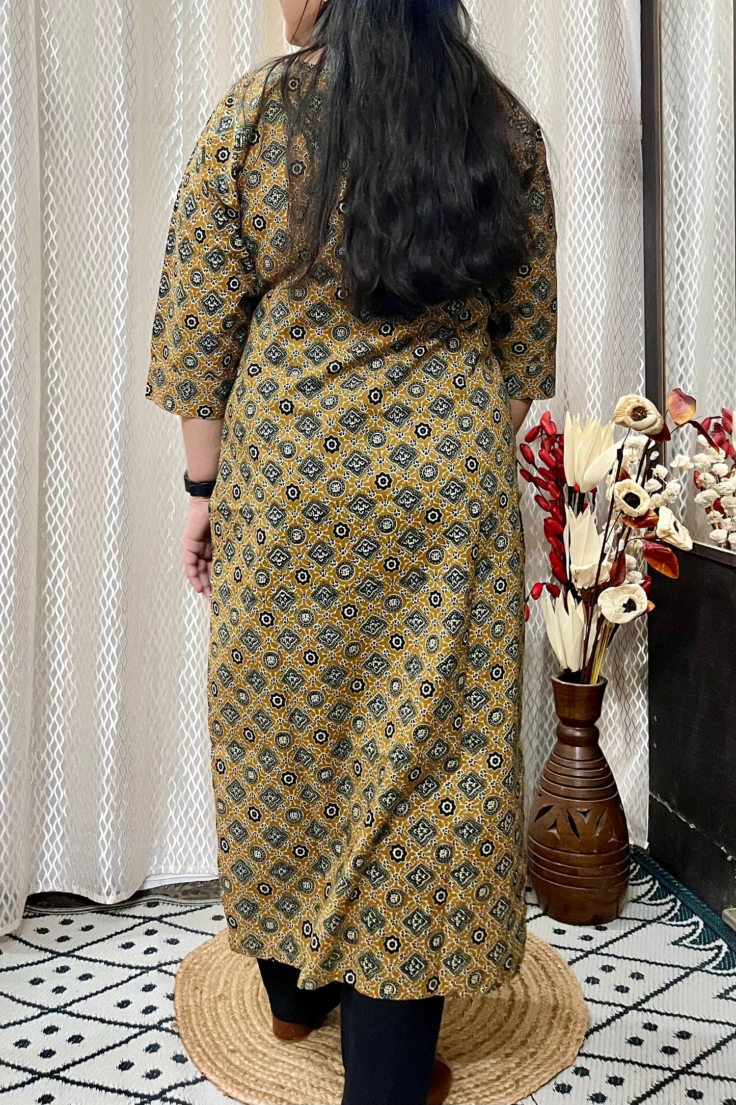 Kaali Ghata Kurta