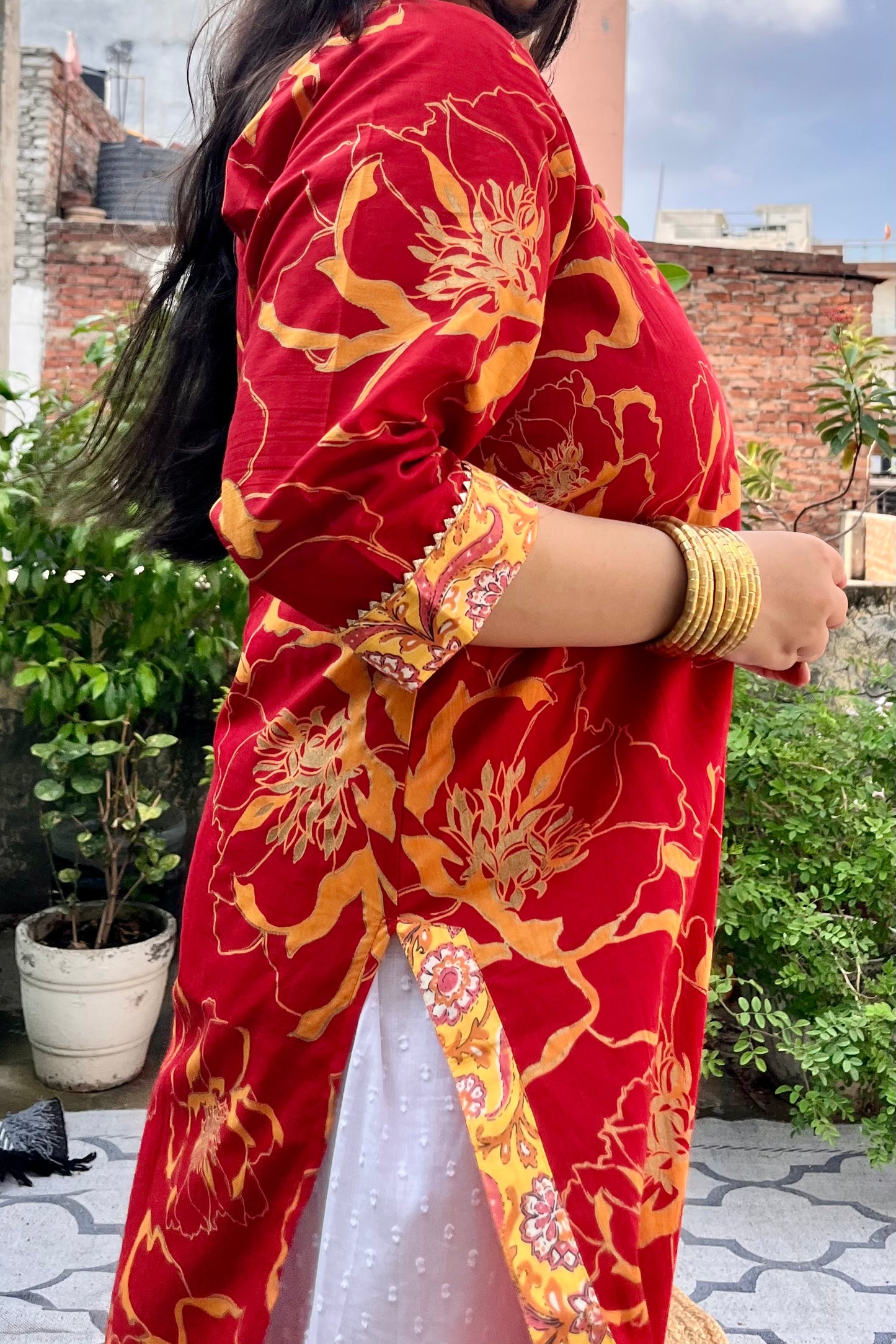RED FOIL PRINT KURTA WITH BORDER