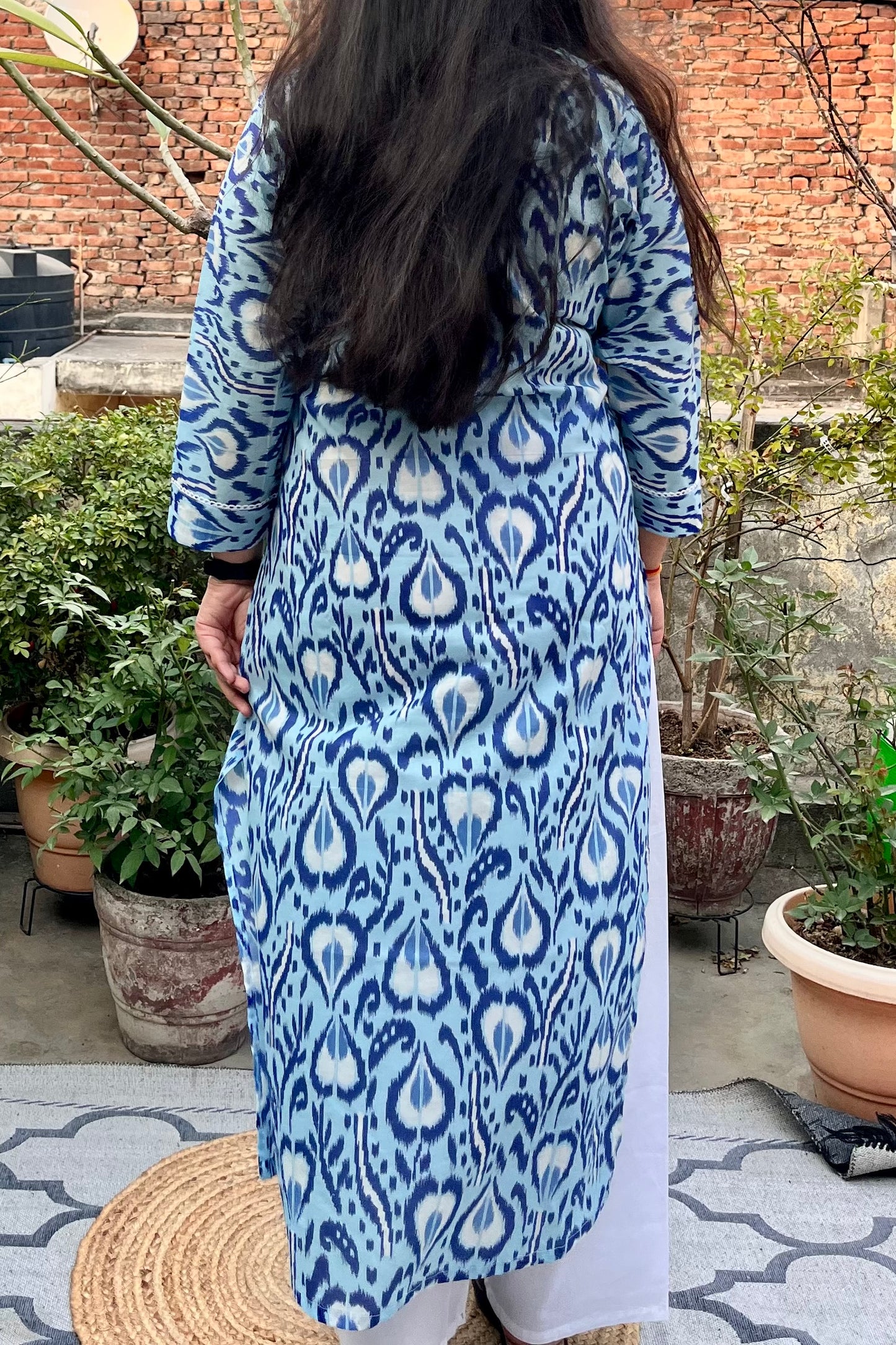 'Asmaan' Mulmul kurti in Bluecolour