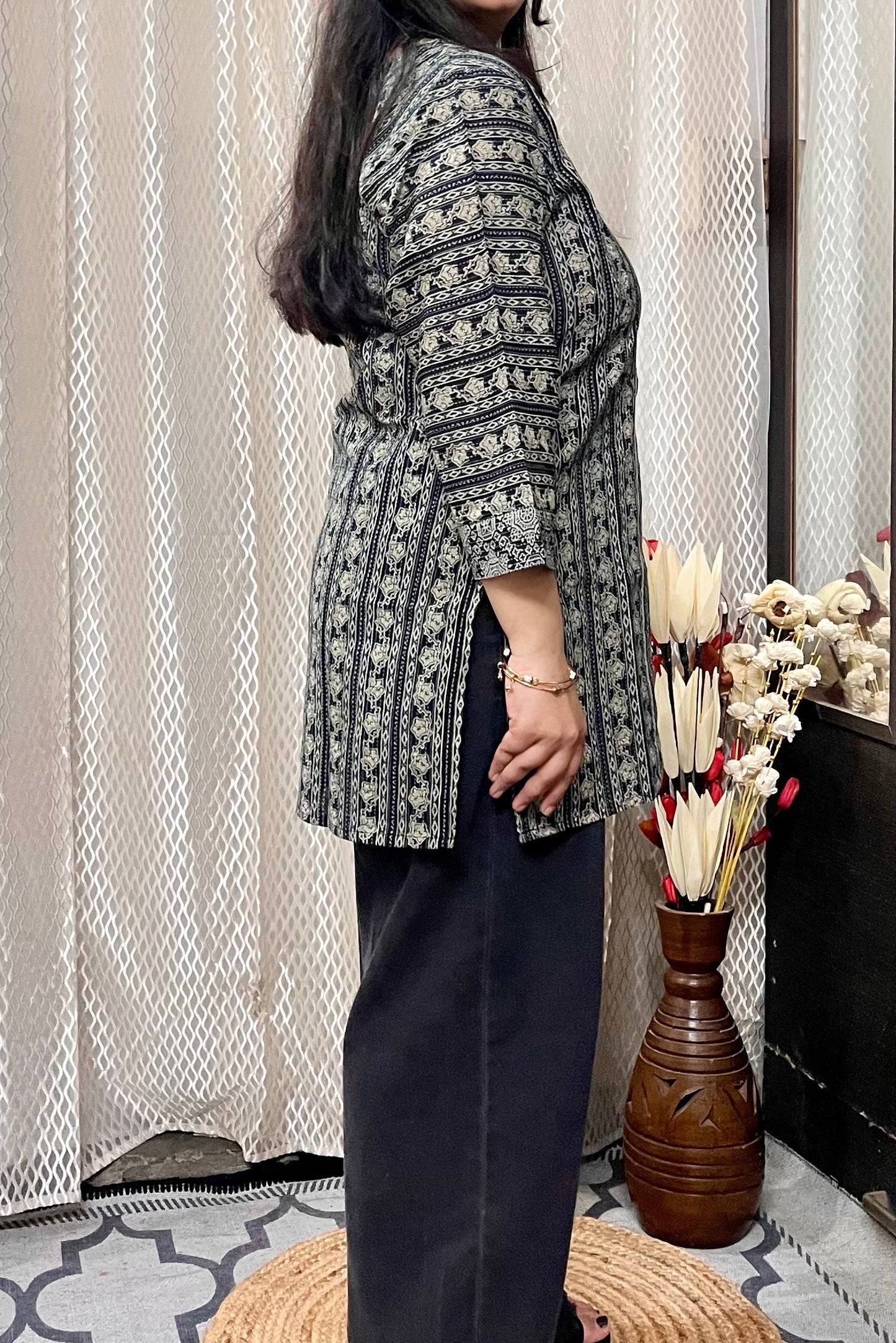 Kali Ghata Short Kurti