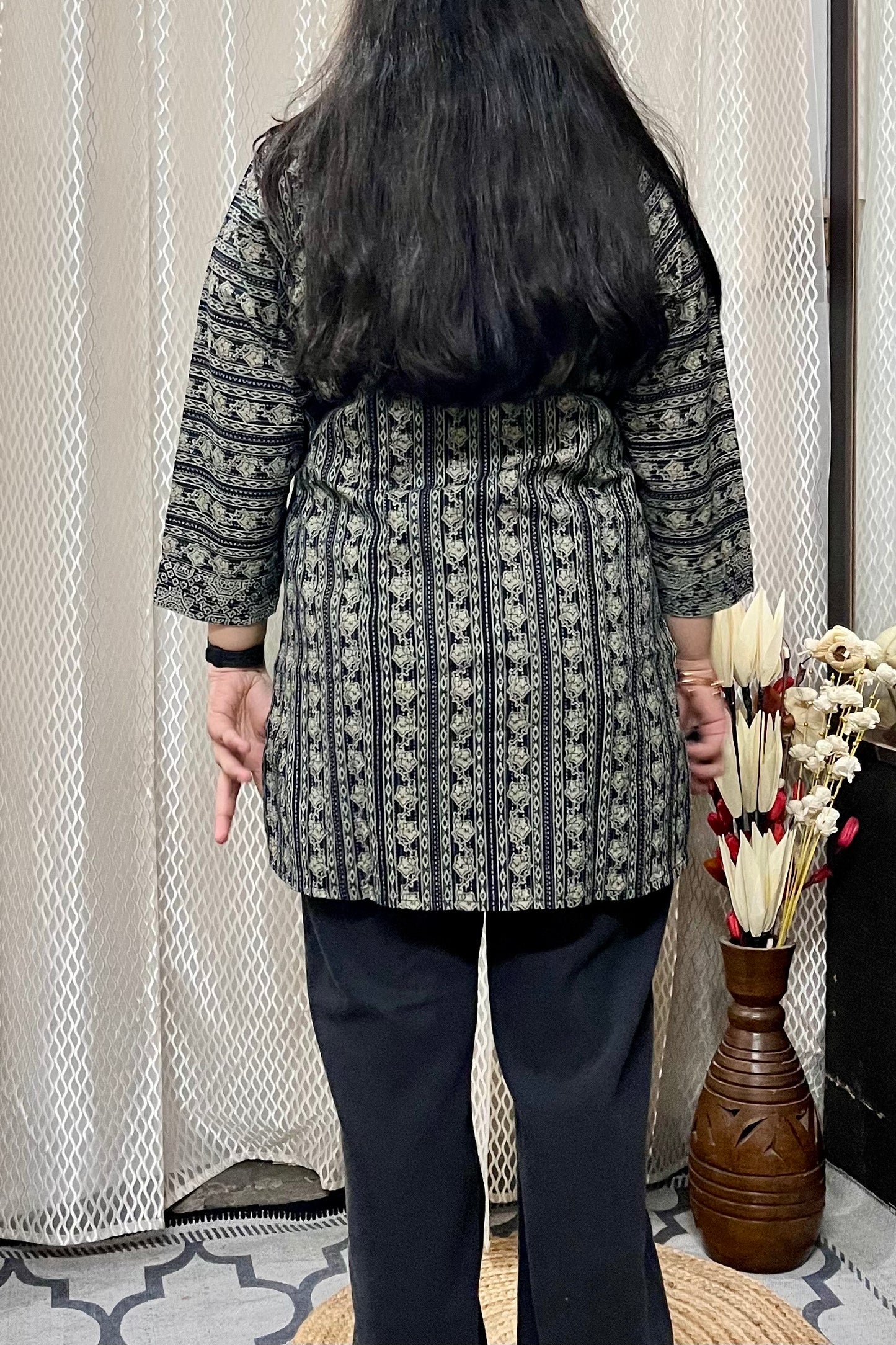 Kali Ghata Short Kurti