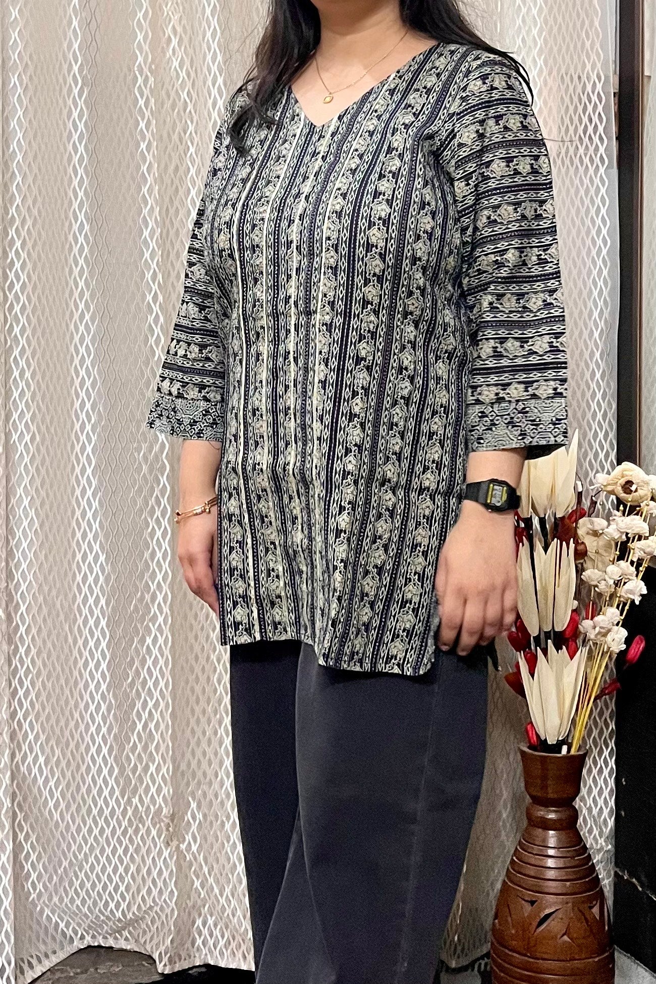 Kali Ghata Short Kurti