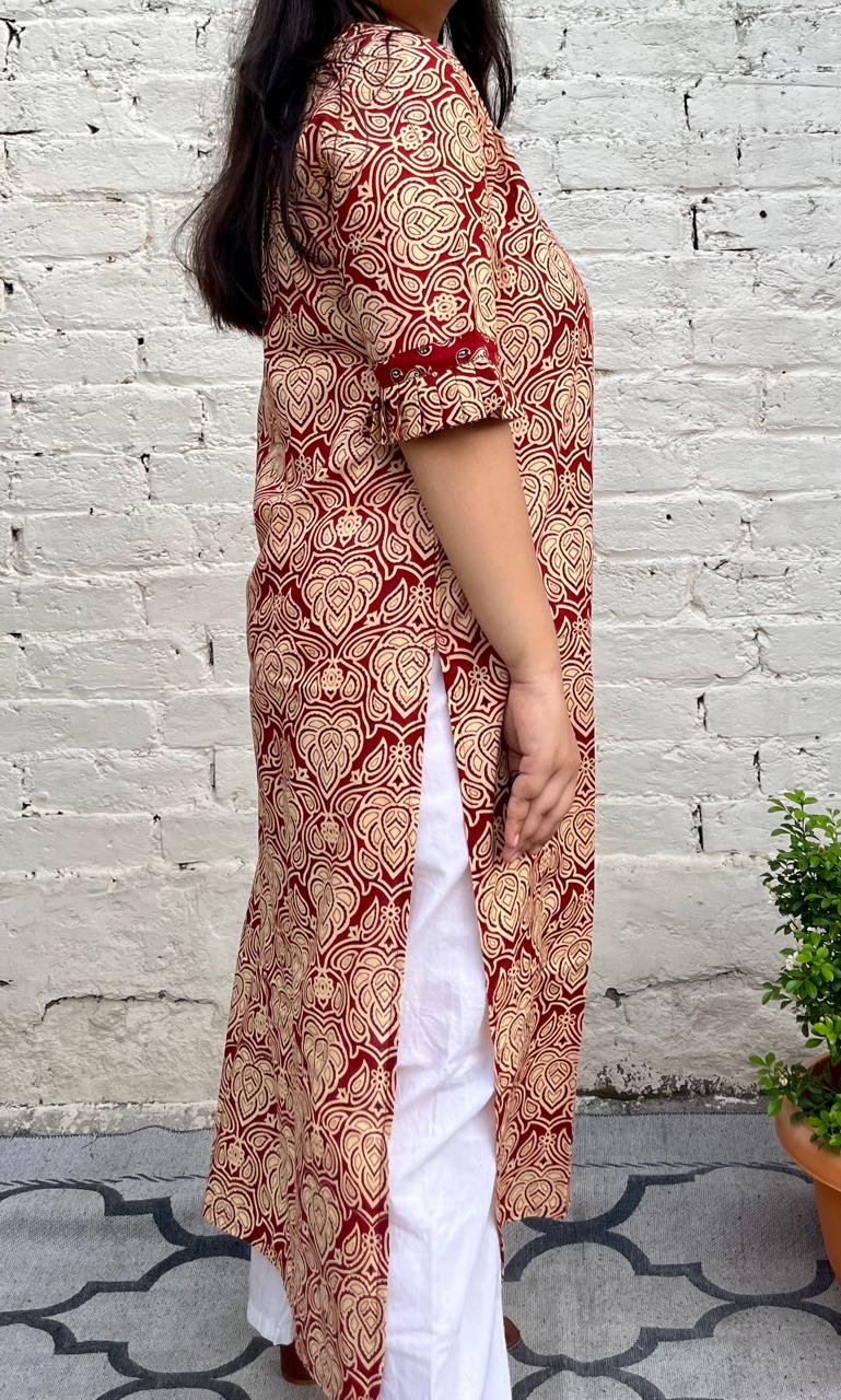 MAROON PLEATED SLEEVE KURTA