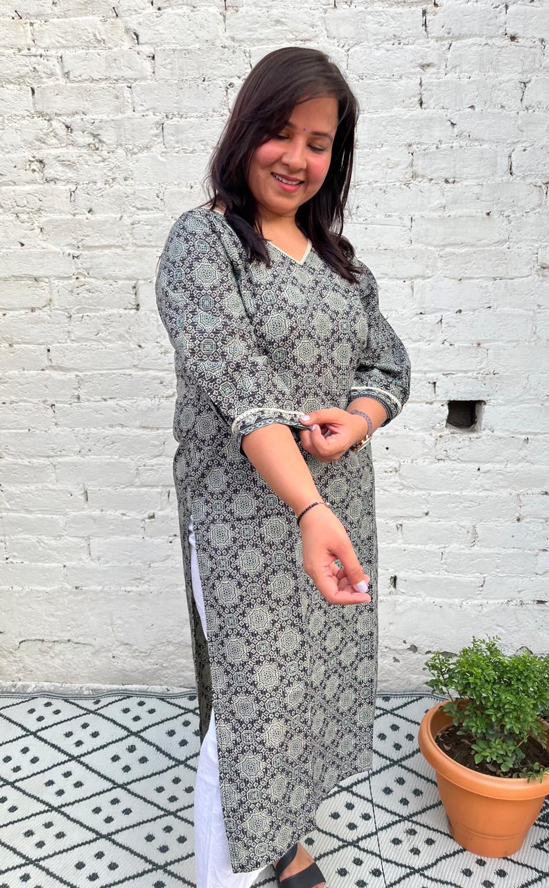 BLACK KANTHA KURTA
