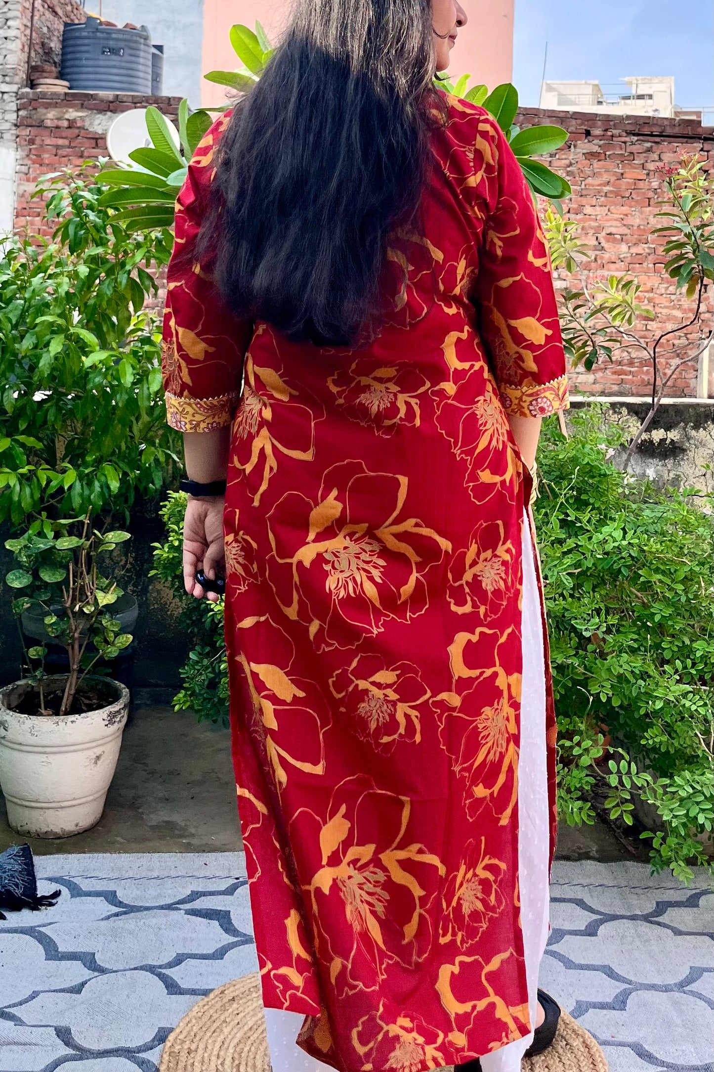 RED FOIL PRINT KURTA WITH BORDER